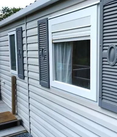 La Campagne Dore بيت للعطل *