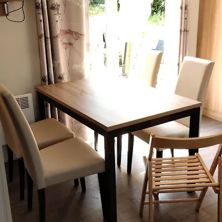 Normandy D-Day Cottage Bayeux & Omaha Beach